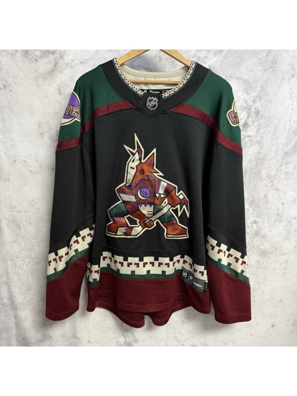 Phoenix Coyotes Kachina Jersey Mens Medium M Fanatics Utah Hockey Arizona NHL